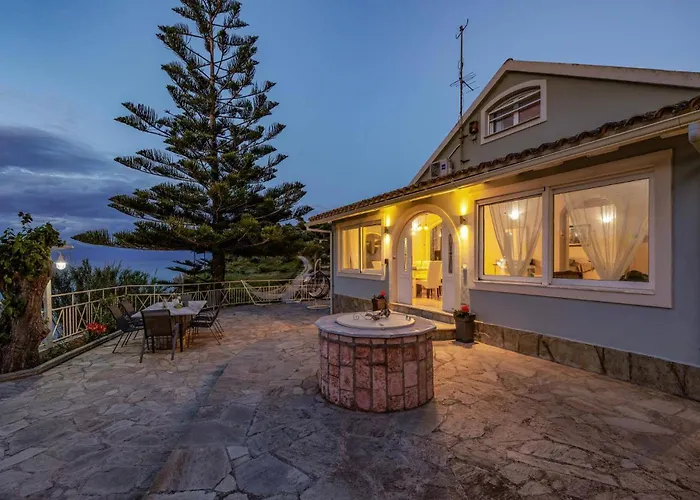 Yialos By 别墅