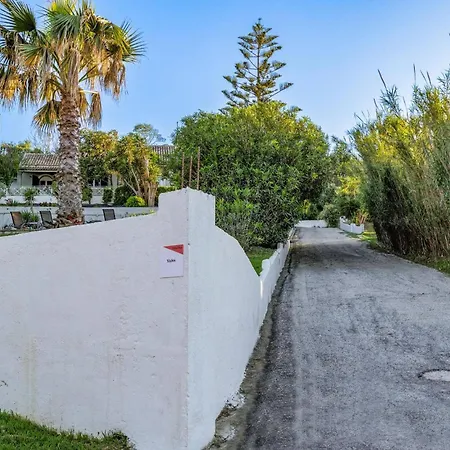 Βίλα Yialos By *